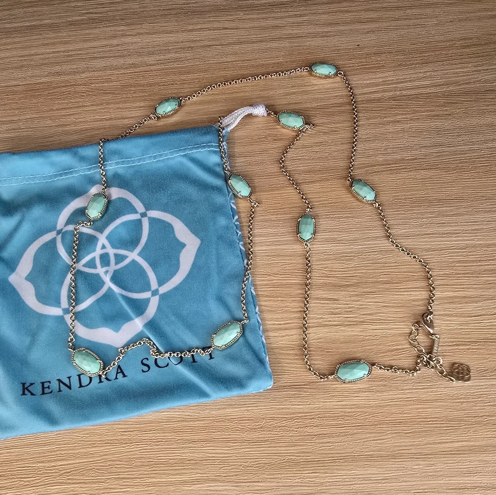 *Rare* Kendra Scott Kelsie Kellie Station Necklace Mint Gold - Picture 3 of 4